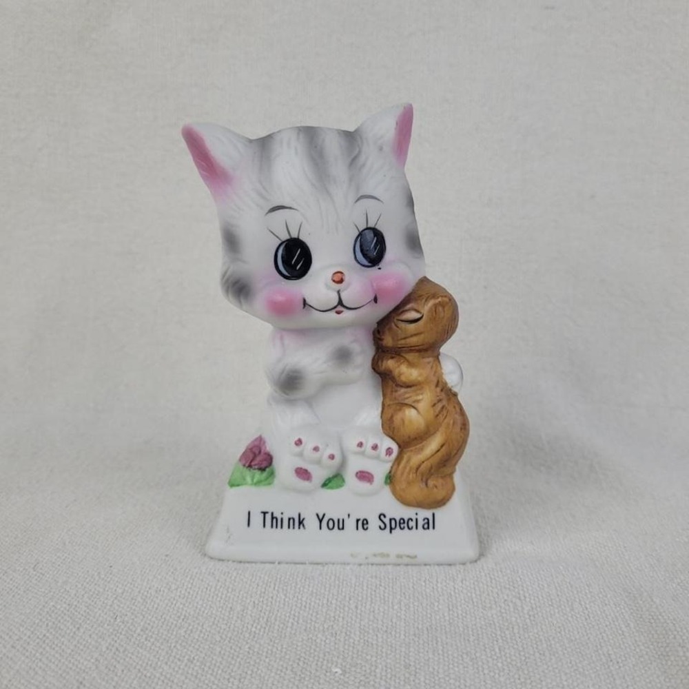 Vintage 1979 Russ Berrie Co.Ceramic Cat Kitten I Think You're Special Figurine